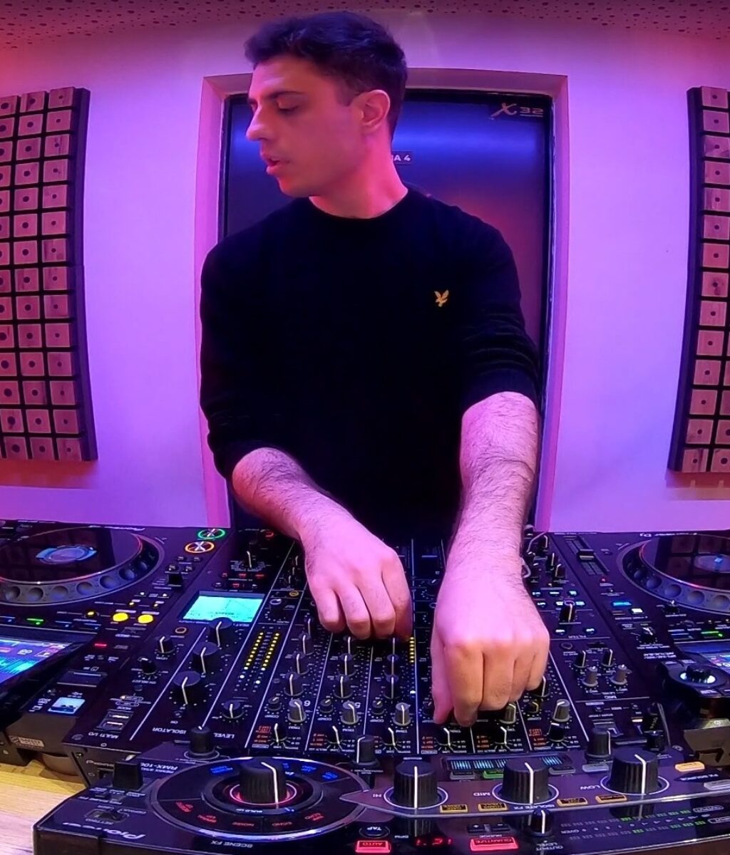 DJ Set · Otto
